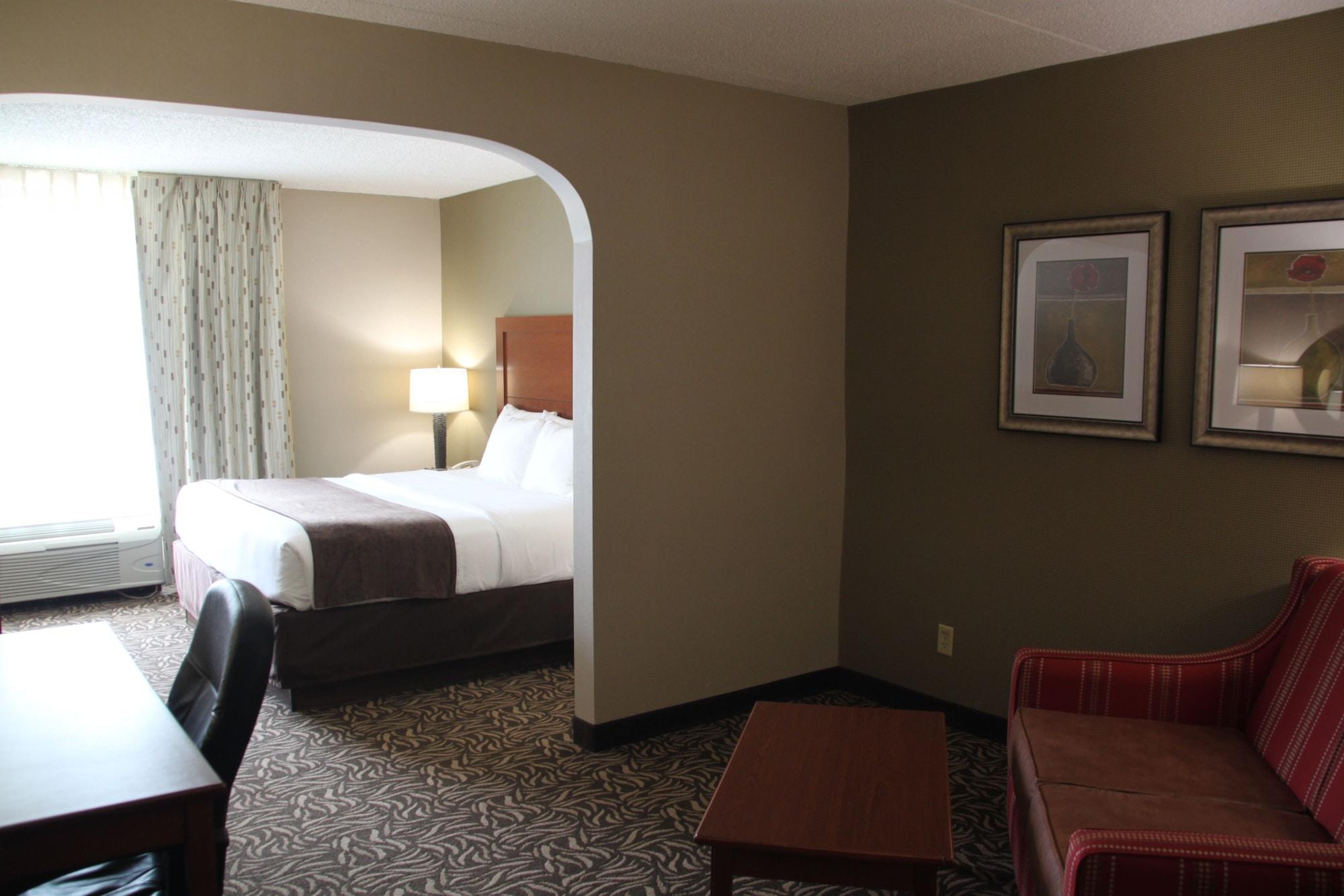 Clarion Inn & Suites - University Area Cortland Zewnętrze zdjęcie